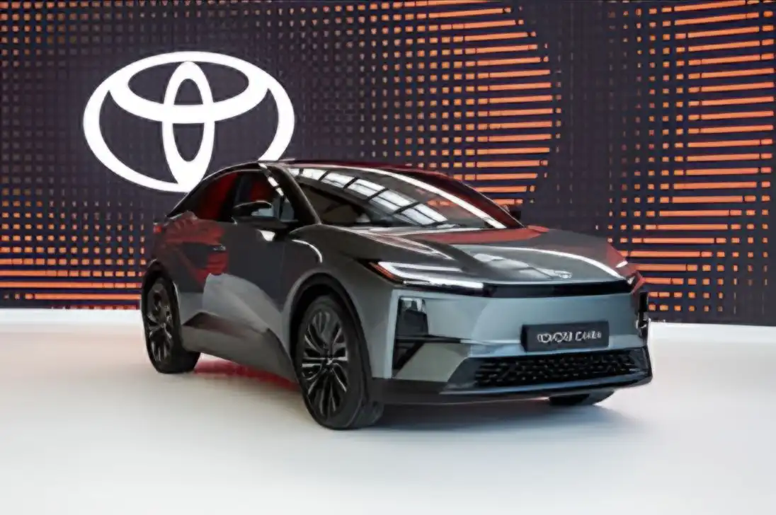 Meet the All-New Battery Electric Toyota C-HR+: The Future of Urban Driving
